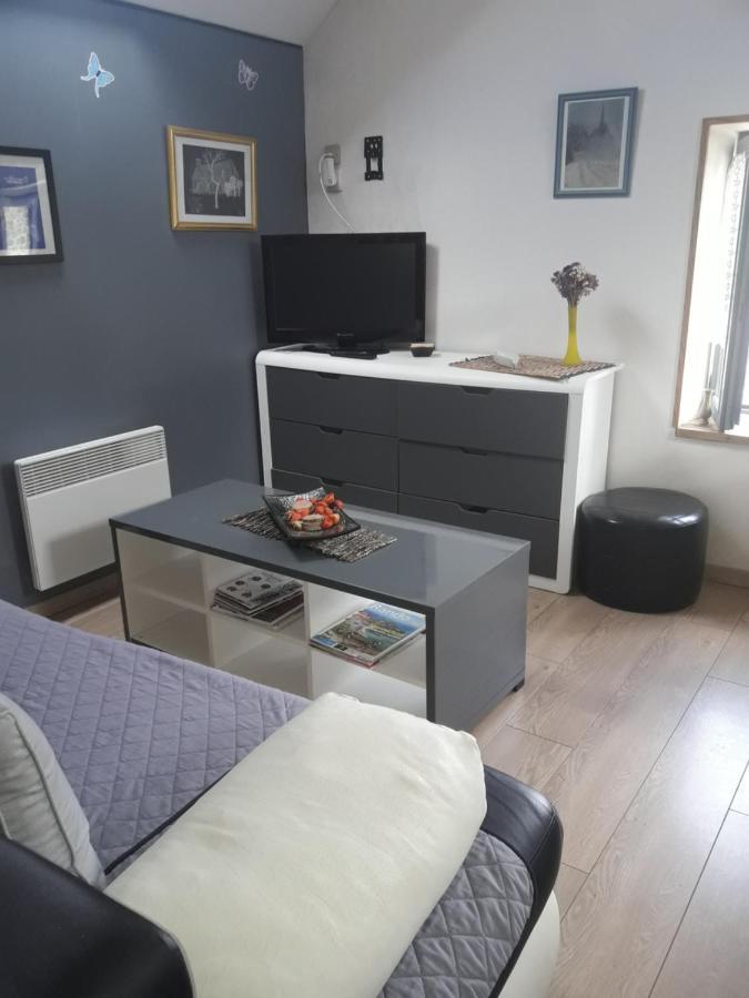 Fee Maison With Love Appartement Cuissai Екстериор снимка