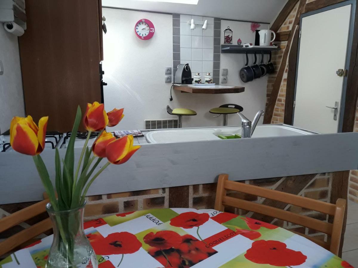 Fee Maison With Love Appartement Cuissai Екстериор снимка